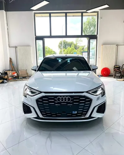 Фото 2 Audi A3L Limousine 35 TFSI