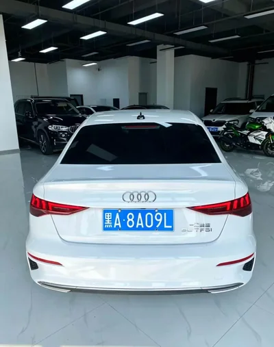 Фото 5 Audi A3L Limousine 35 TFSI