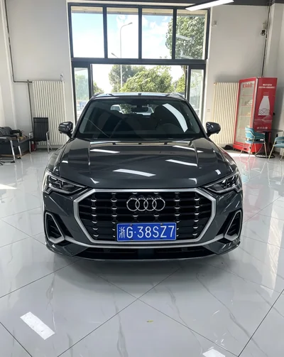 Фото 2 Audi Q3