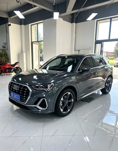Фото 3 Audi Q3