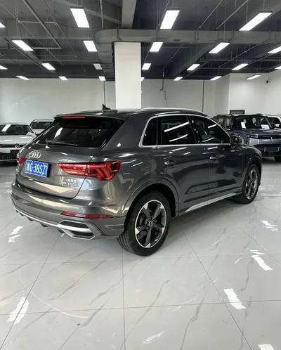 Фото 6 Audi Q3