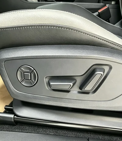 Фото 17 Audi Q3