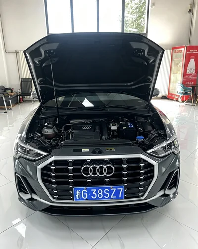 Фото 19 Audi Q3