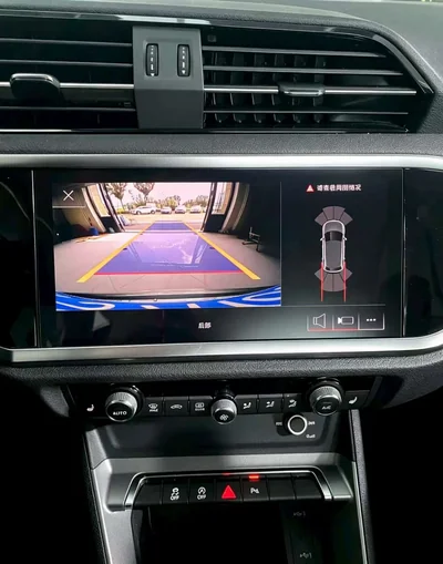 Фото 11 Audi Q3