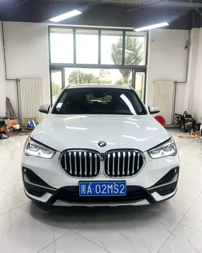 Фото 3 BMW X1