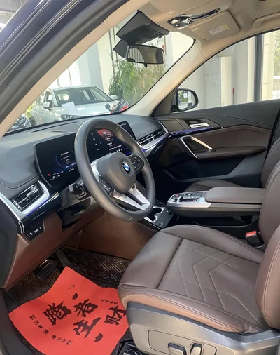 Фото 7 BMW X1