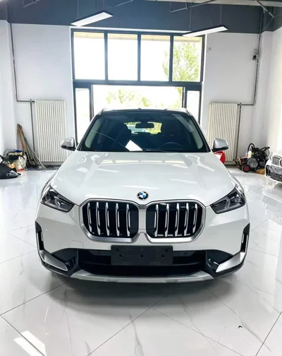 Фото 2 BMW X1