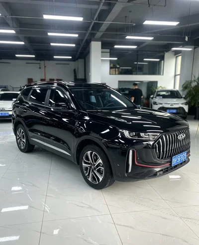 Фото 1 Chery Tiggo 7