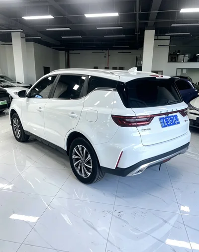 Фото 5 Geely Vision X6 PRO
