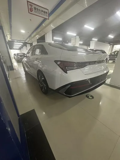 Фото 5 Hyundai Elantra 2023 GLX Elite