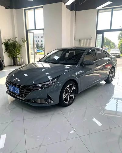 Фото 3 Hyundai Elantra