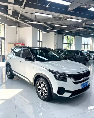 Фото 1 Kia KX3