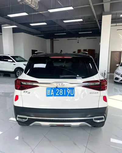Фото 3 Kia KX3