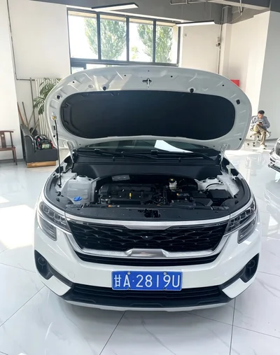 Фото 16 Kia KX3