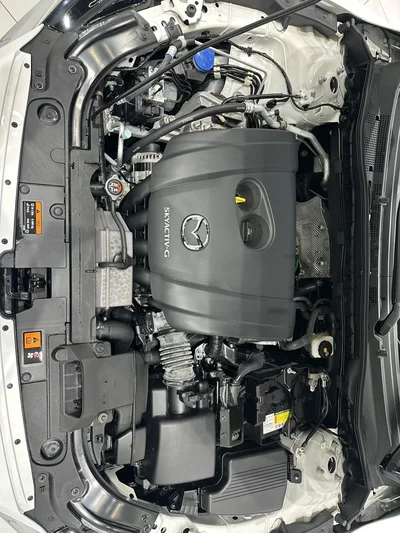 Фото 21 Mazda Atenza