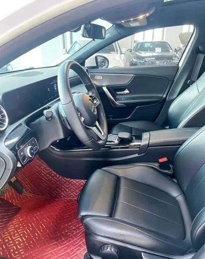 Фото 9 Mercedes-Benz A180