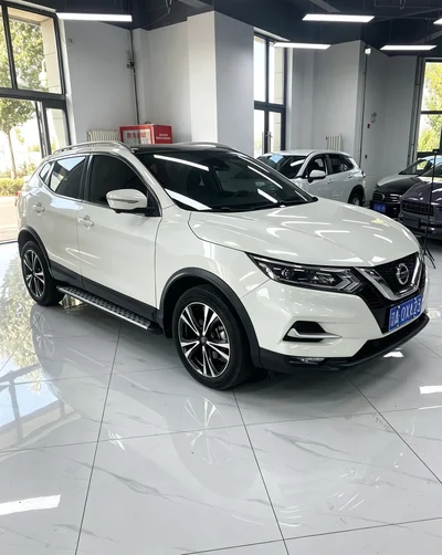 Фото 1 Nissan Qashqai