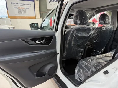Фото 17 Nissan X-Trail