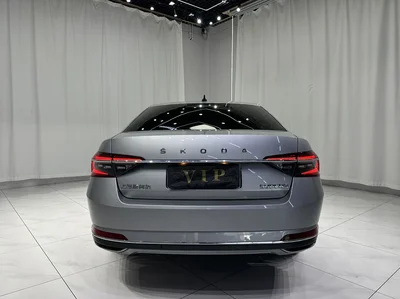 Фото 5 Skoda Superb
