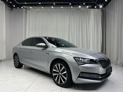 Фото 1 Skoda Superb