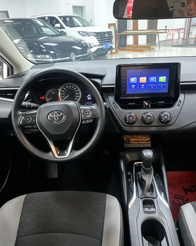 Фото 7 Toyota Corolla