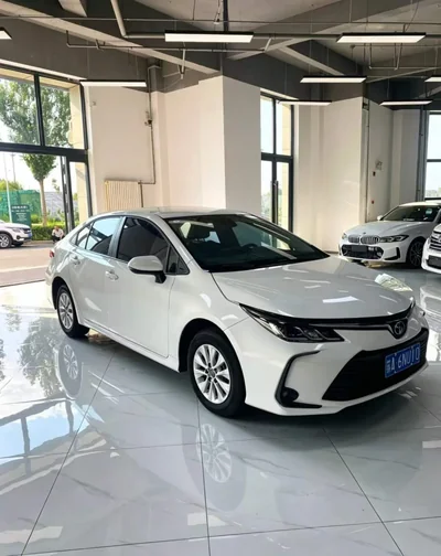Фото 1 Toyota Corolla