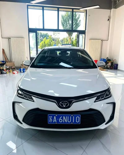 Фото 2 Toyota Corolla