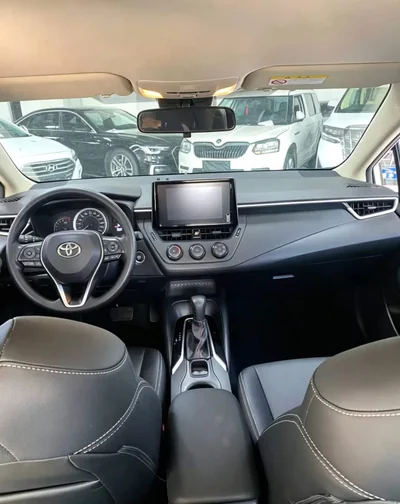 Фото 9 Toyota Corolla