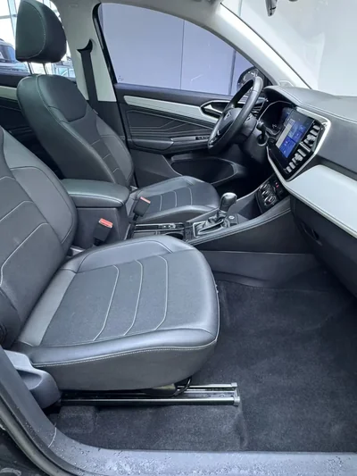 Фото 9 Volkswagen Jetta VS7