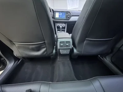 Фото 22 Volkswagen Jetta VS7
