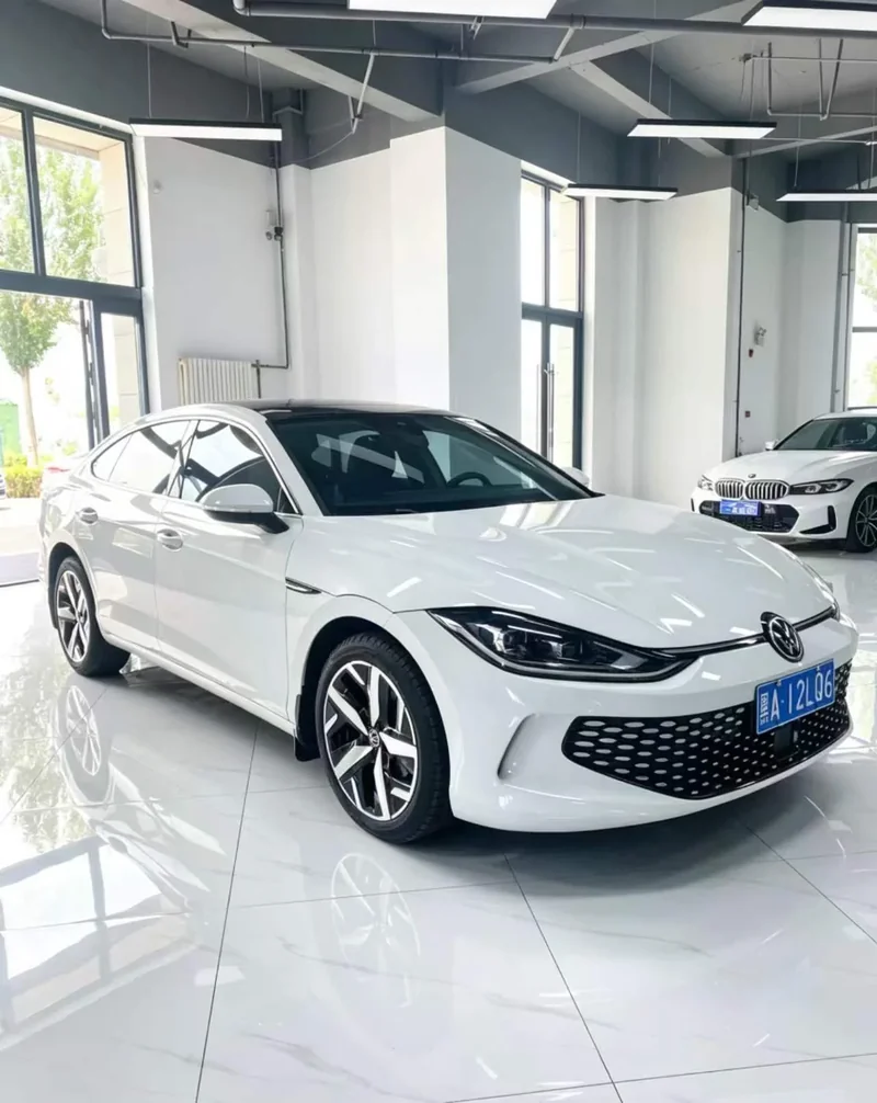 Volkswagen Lamando L