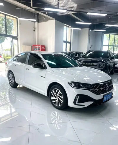 Фото 1 Volkswagen Lavida