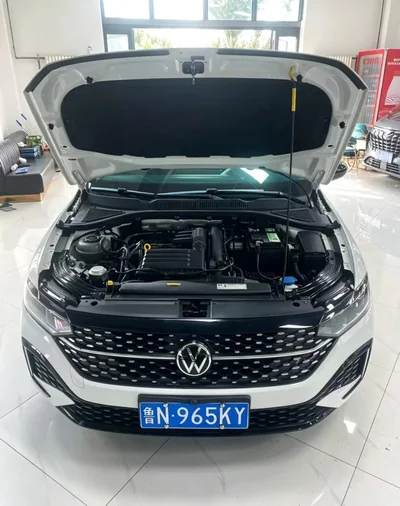 Фото 16 Volkswagen Lavida