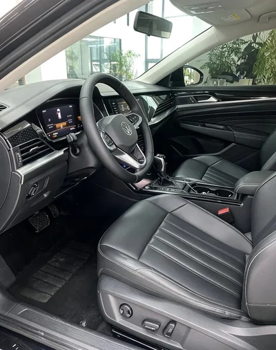 Фото 7 Volkswagen Passat