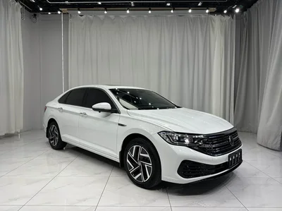 Фото 1 Volkswagen Sagitar