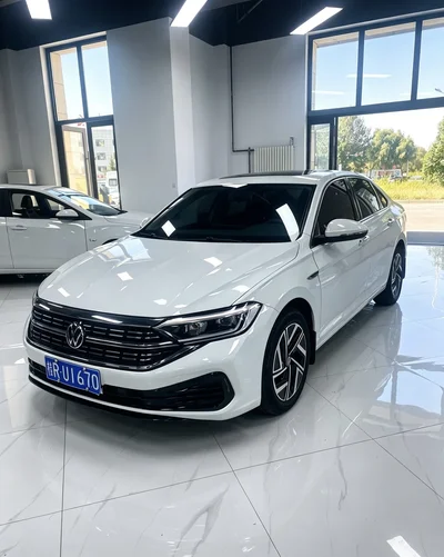 Фото 2 Volkswagen Sagitar