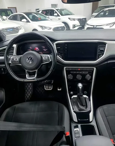 Фото 7 Volkswagen T-Roc