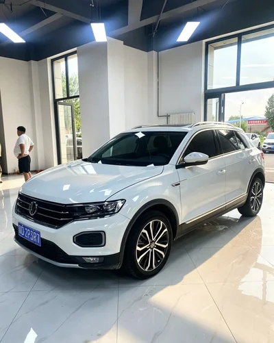 Фото 2 Volkswagen T-Roc