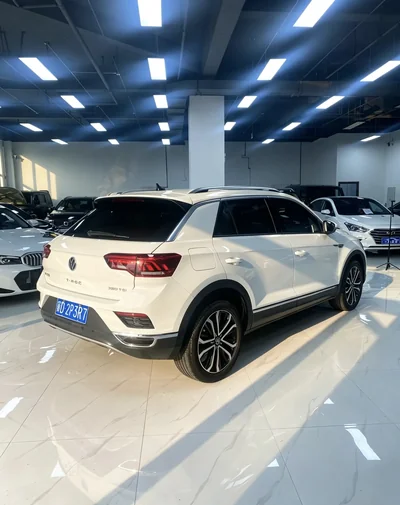 Фото 4 Volkswagen T-Roc