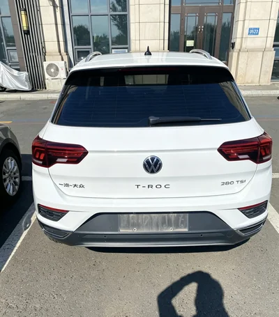 Фото 5 Volkswagen T-Roc