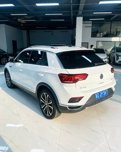 Фото 6 Volkswagen T-Roc