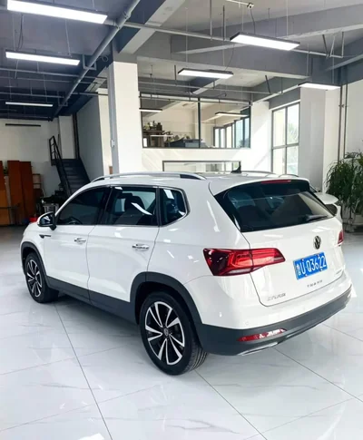 Фото 4 Volkswagen Tharu