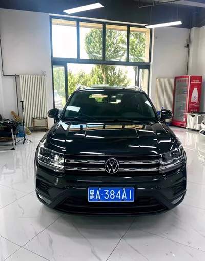 Фото 3 Volkswagen Tharu