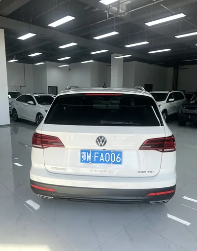 Фото 5 Volkswagen Tharu