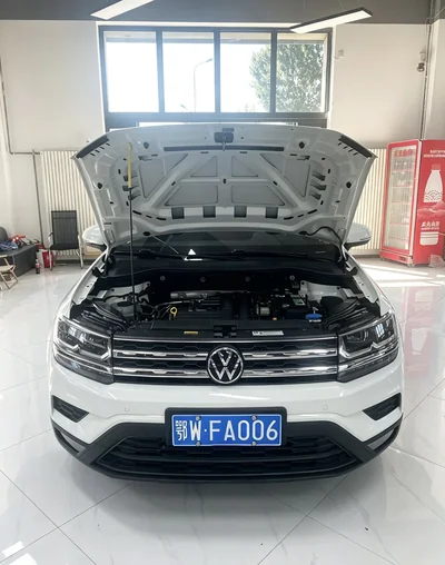 Фото 16 Volkswagen Tharu