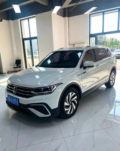 Фото 2 Volkswagen Tiguan L