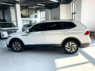 Фото 8 Volkswagen Tiguan L
