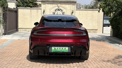 Фото 6 Xiaomi YU7 GT