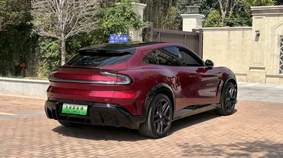 Фото 7 Xiaomi YU7 GT