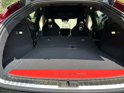 Фото 11 Xiaomi YU7 GT